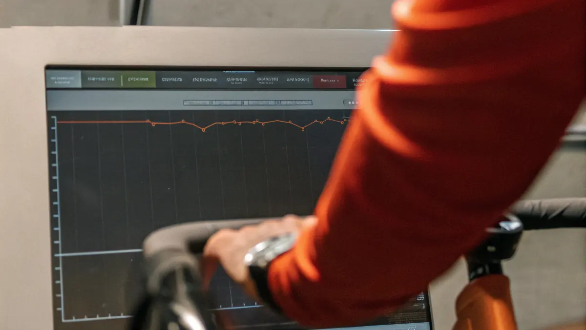 Análisis de rendimiento y datos de entrenamiento de ciclismo con Laucycle